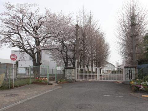 綾瀬市立綾瀬中学校(2023年3月)