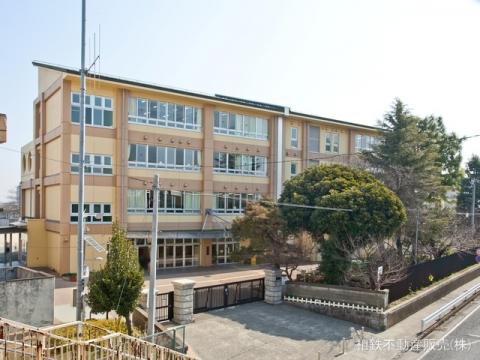 綾瀬市立綾瀬小学校(2022年3月)