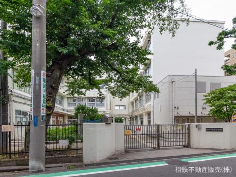 横浜市立港北小学校(2022年6月)