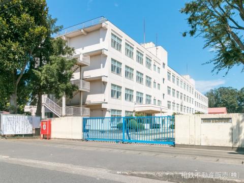 大和市立上和田中学校(2022年8月)