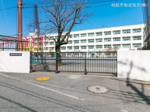 横浜市立坂本小学校(2021年3月)