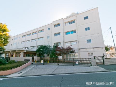 横浜市立万騎が原小学校(2021年11月)