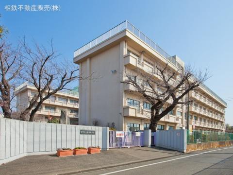 座間市立栗原中学校(2022年3月)