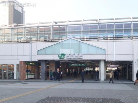 京浜東北・根岸線「桜木町」駅(2023年11月)