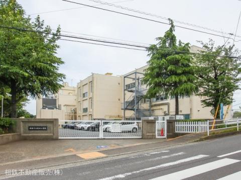 綾瀬市立綾西小学校(2023年6月)