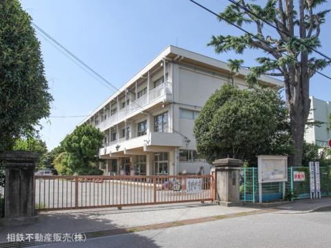 座間市立座間小学校(2024年9月)