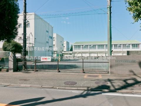 横浜市立瀬谷小学校(2021年10月)