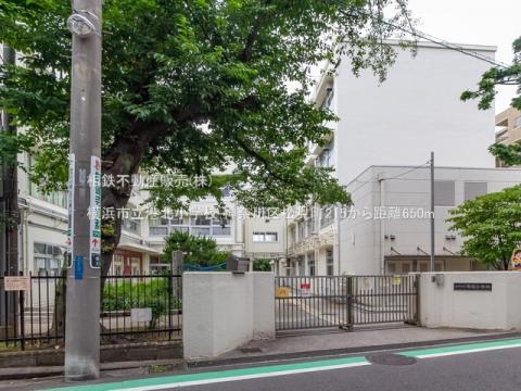 横浜市立港北小学校(2022年6月)