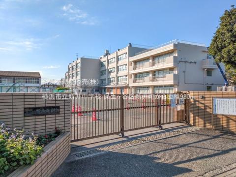 横浜市立新井中学校(2024年11月)