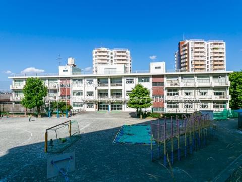 横浜市立南神大寺小学校(2022年6月)