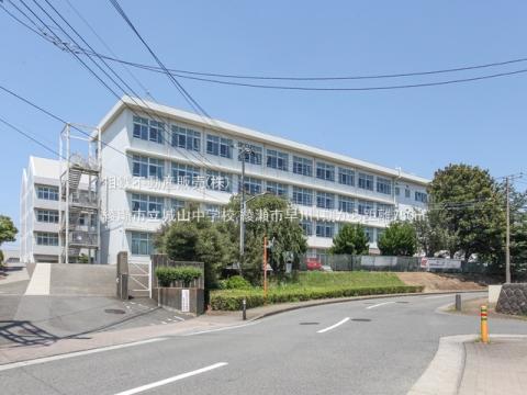 綾瀬市立城山中学校(2024年7月)
