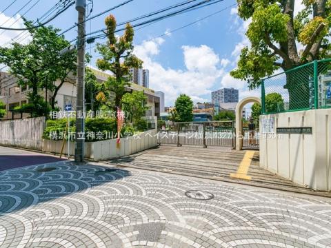 横浜市立神奈川小学校(2022年6月)