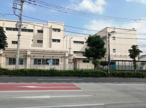 都岡小学校(2024年7月)