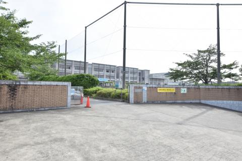 藤沢市立片瀬中学校