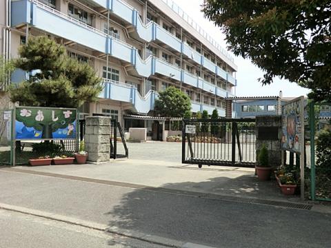 海西中学校