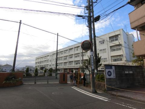 上星川小学校(2024年11月)