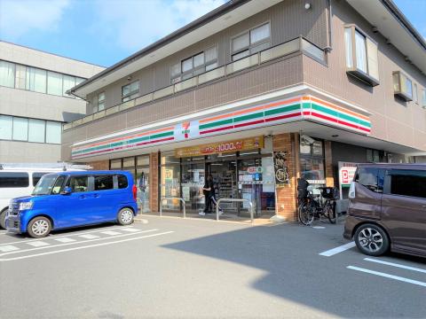 セブンイレブン横浜瀬谷駅北口店