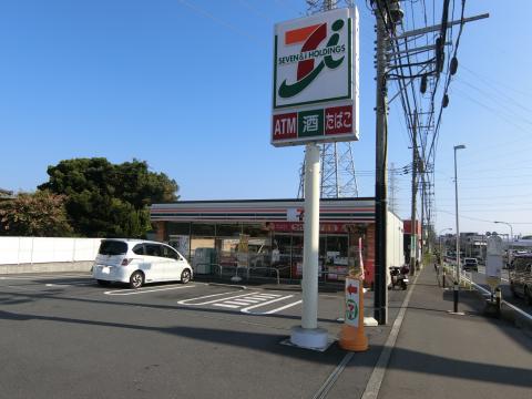 セブンイレブン藤沢中高倉店