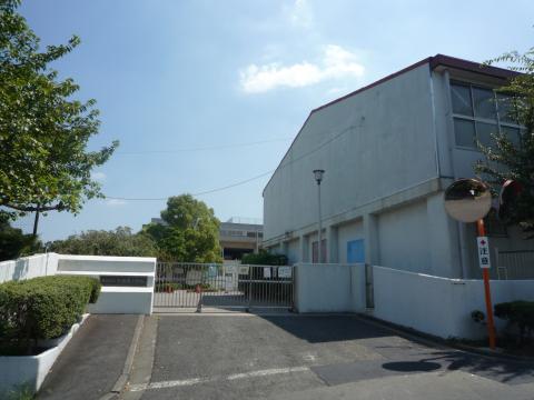今宿南小学校(2010年9月)