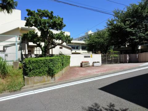 本宿中学校(2018年7月)
