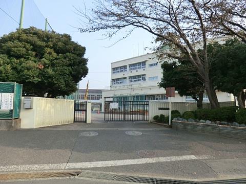 中田中学校