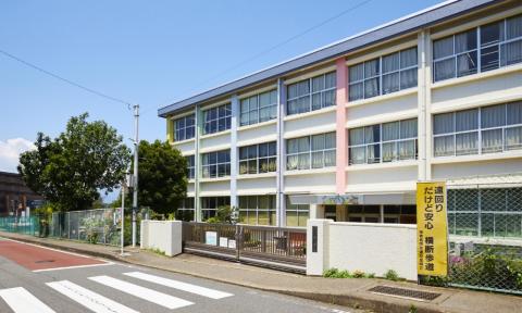 海老名市立柏ケ谷小学校