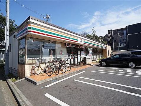 セブンイレブン横浜泉上飯田町店