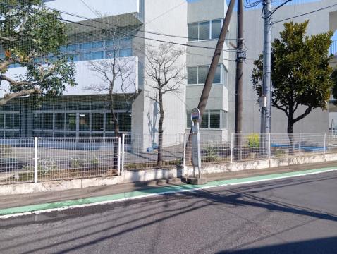 バス停上菅田笹の丘小学校前