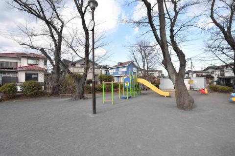 中沢町公園（きのこ公園）