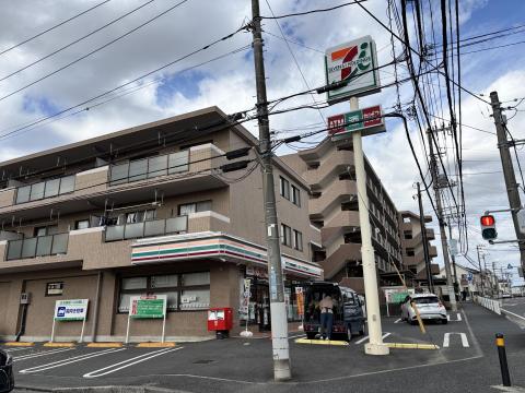 セブン－イレブン横浜阿久和西店(2025年11月)