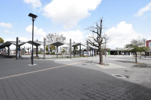 十日市場駅前広場