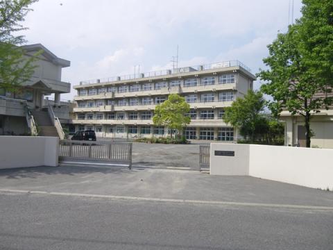 市立柏ケ谷中学校