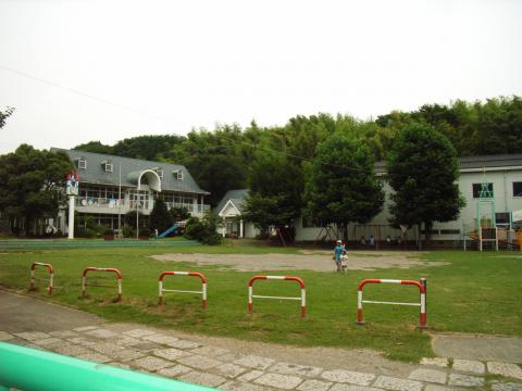 岡津幼稚園(2005年5月)
