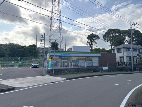 ファミリーマート横浜今宿二丁目店