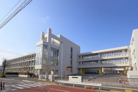 緑園学園