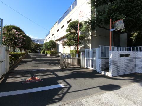 中和田中学校