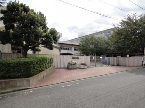 今宿中学校
