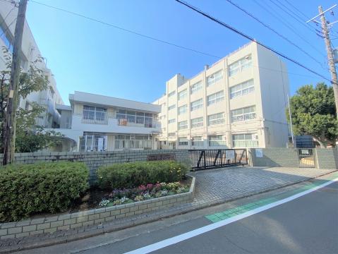 瀬谷第二小学校(2022年11月)