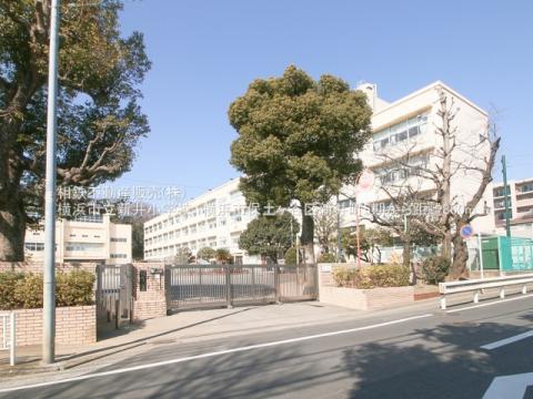 新井小学校