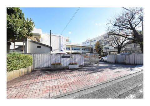 本宿中学校