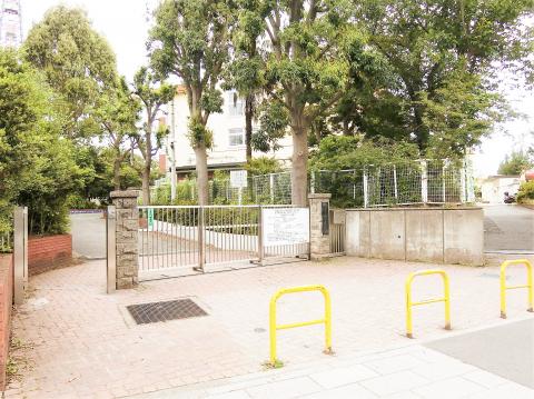 鶴ケ峯小学校