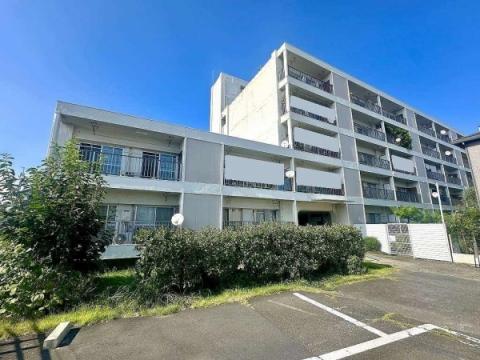 塚越住宅