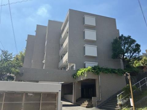 コンドミニアム港南台