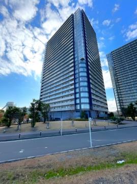 リヴァリエＣ棟