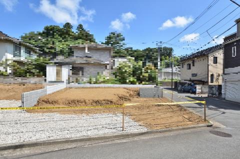 岡津町　新築一戸建て　２号棟