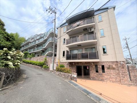 〈希望ケ丘駅まで平坦３分×南東向きの２階住戸〉リベレンス希望が丘