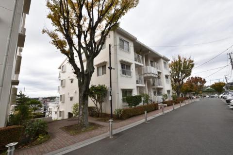 ガーデンテラス白根台３号棟