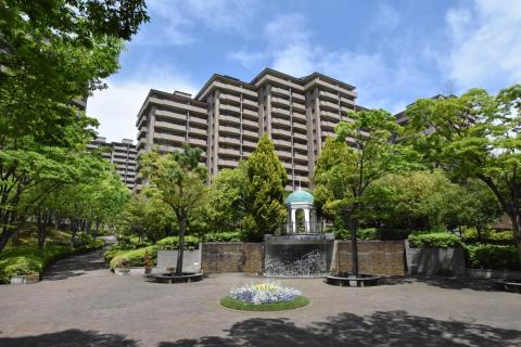 サン・ステージ緑園都市東の街四番館(708)