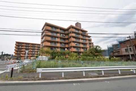 ライオンズマンション鶴ヶ峰ガーデン