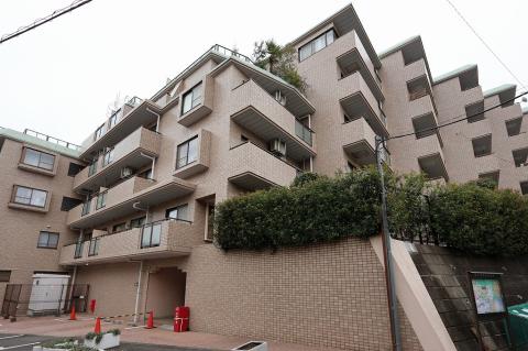 ロイヤルプラザ三ツ沢